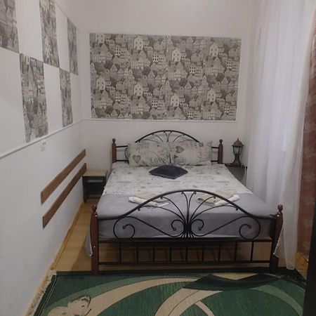 Apartment near Rynok square Lviv Extérieur photo
